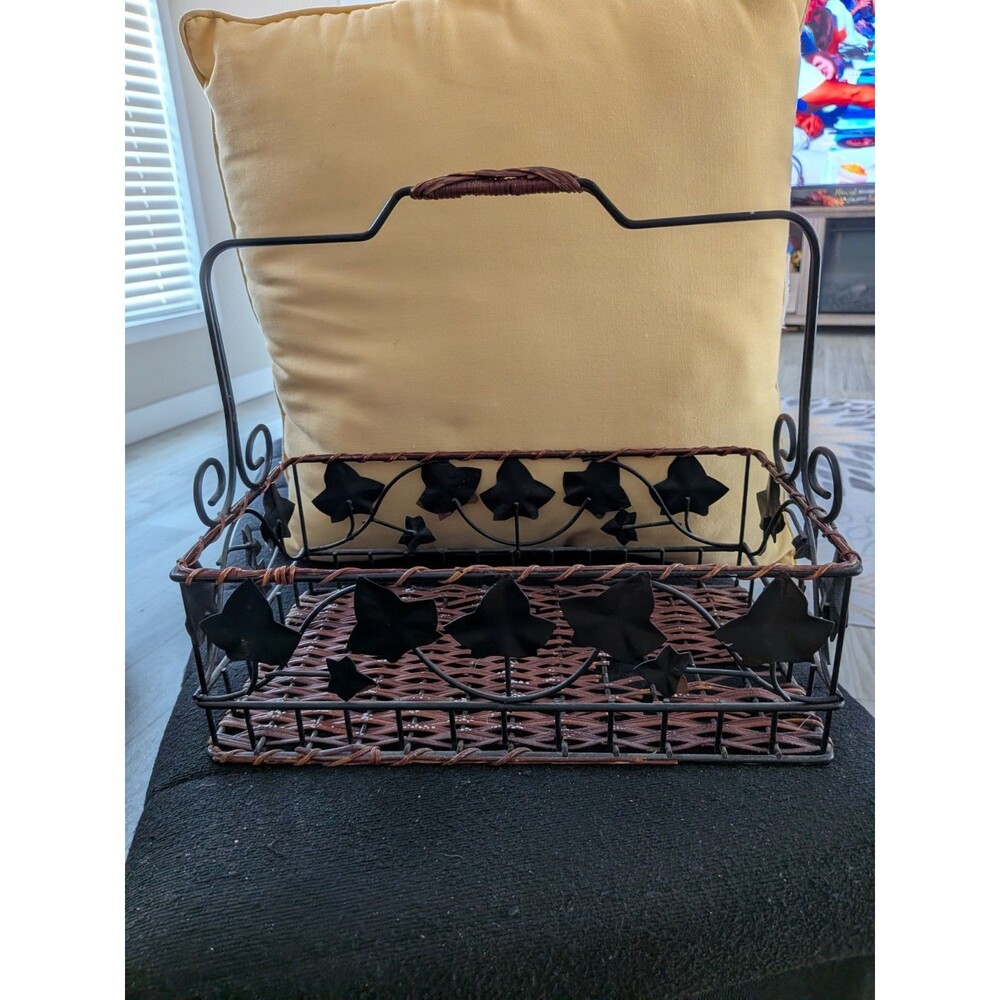 Vintage Style Metal Wicker Ivy Leaf Basket Tray Handled Cottage Garden Decor